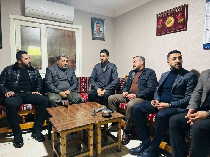 AK Parti, Diyarbakırda saha çalışmalarını aralıksız sürdürüyor