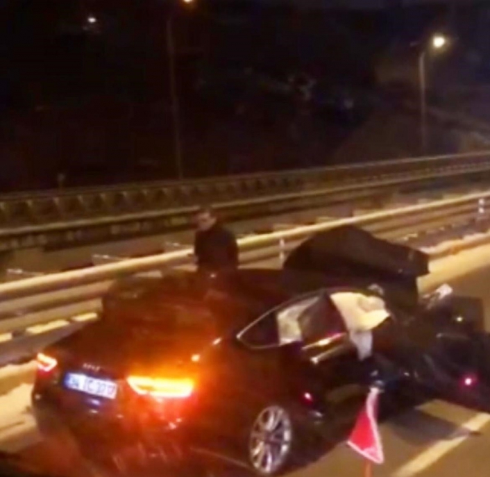 CHPli milletvekili trafik kazası geçirdi