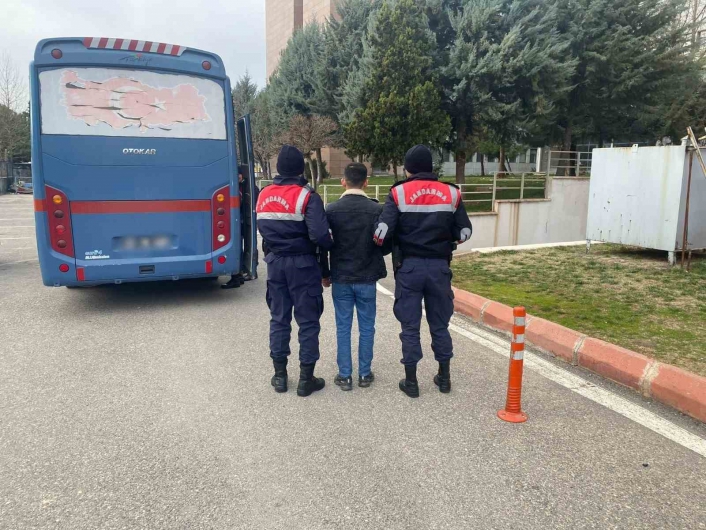 Gaziantepte haklarında kesinleşmiş hapis cezası bulunan 3 kişi yakalandı