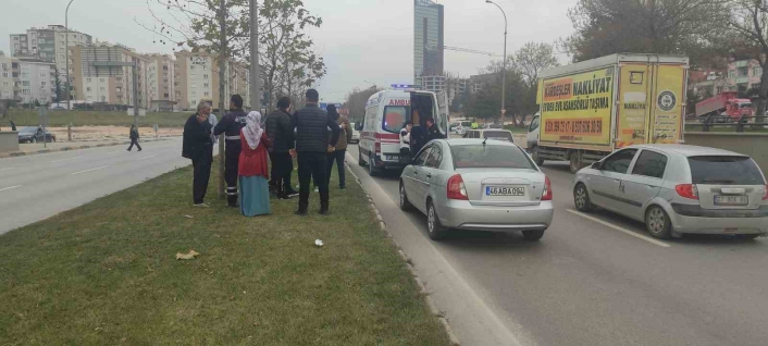 Gaziantepte takla atan araçta bulunan 4 kişi yaralandı