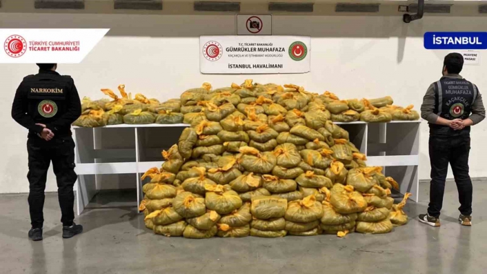 İstanbul Havalimanında 586 kilogram uyuşturucu ele geçirildi