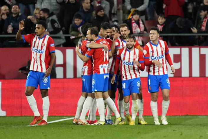 La Ligada Girona zirveyi bırakmıyor
